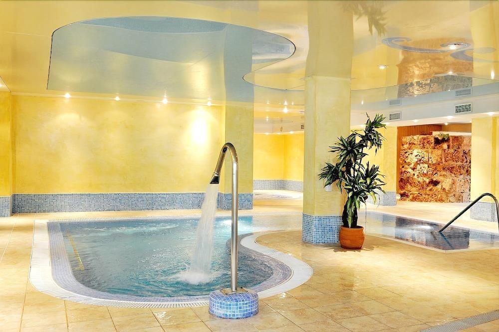 Cap De Mar Hotel 4*