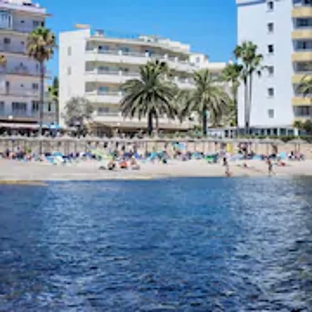 Cap De Mar Cala Bona (Mallorca)